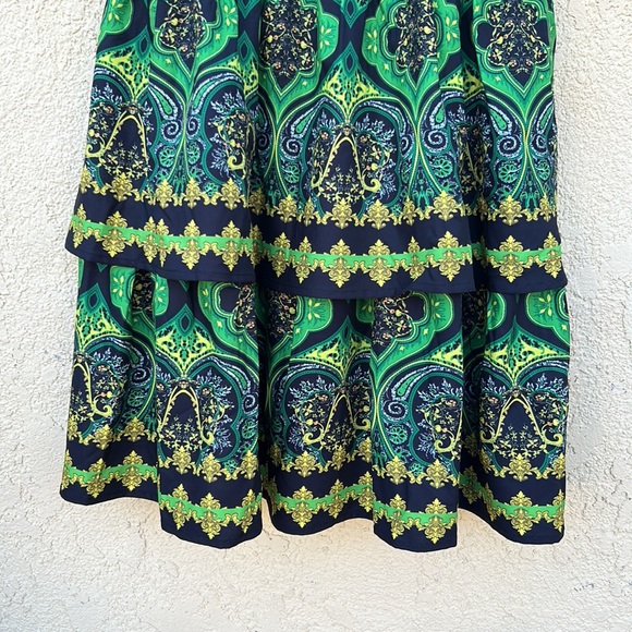 Women’s Tiered mini dress NWT - Picture 3 of 9